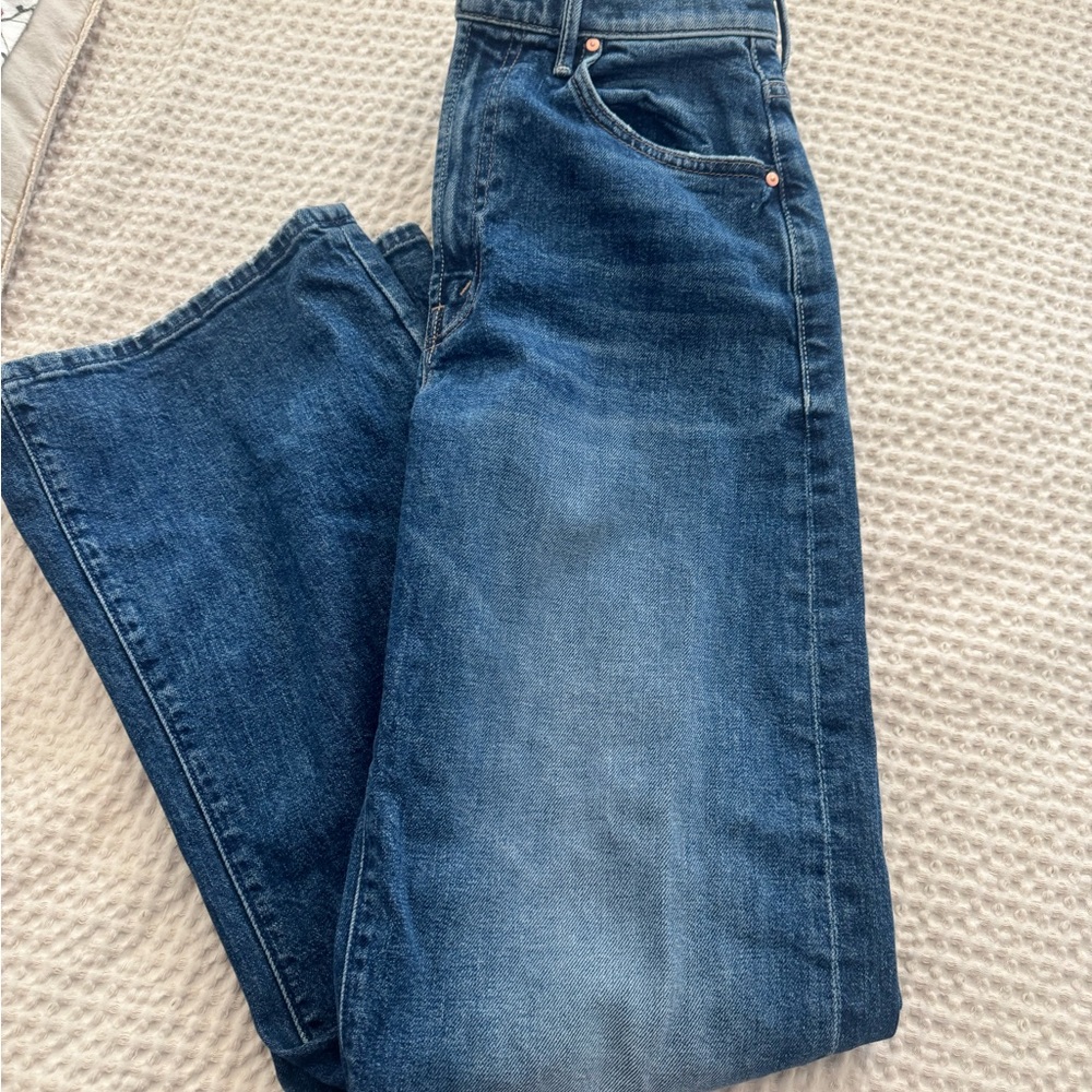 Mother The Lasso Sneak Jeans - Picture 3 of 10